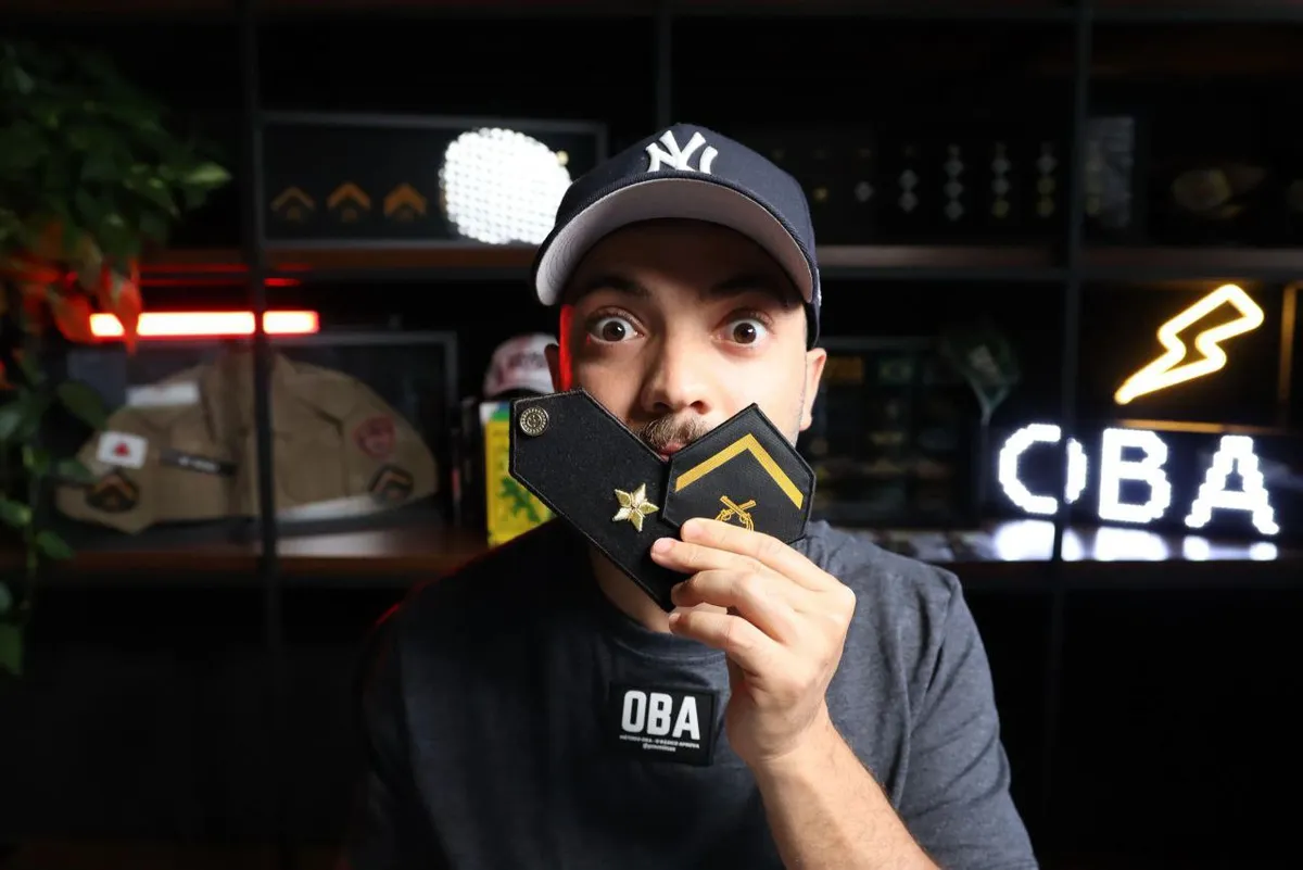 Capa: Português Gold Flávia Rita: Baixe o Curso Completo Online Agora!