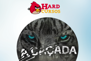 Capacete de marketing digital com elementos de caça, representando o curso A Caçada de Euríler Jubé.