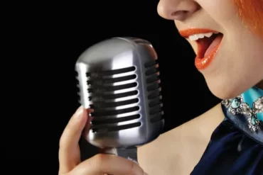 Curso Iara Negrete Além da Voz - Aula de canto com Iara Negrete