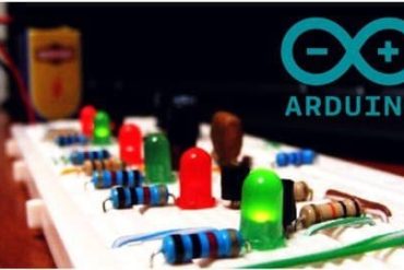Curso Arduino na Prática com Rodrigo Vertulo: Download e aprenda projetando circuitos eletrônicos e programação.