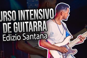 Curso Intensivo de Guitarra Edizio Santana: Aula de improvisação com foco em técnicas avançadas de guitarra.