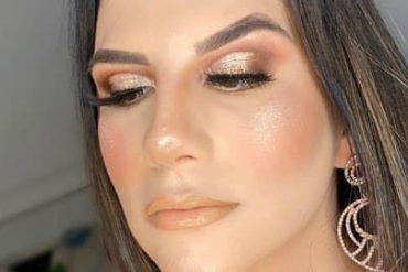Curso Completo de Maquiagem Marcelly de Sá - Aprenda a se maquiar do zero.