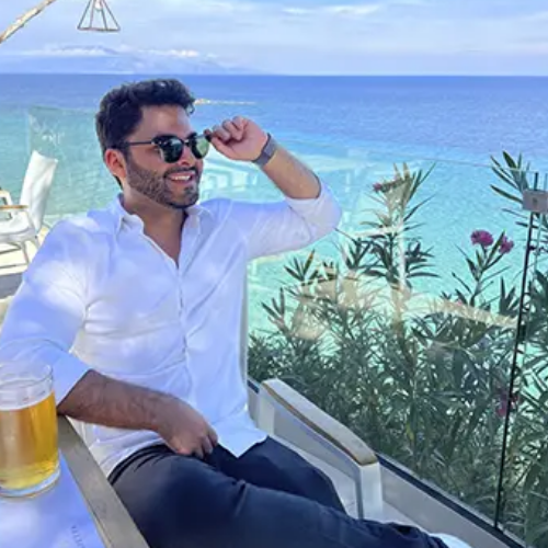 Imagem de banner profissional de curso online PROFISSÃO EXPERT DIGITAL com Victor Demétrius.