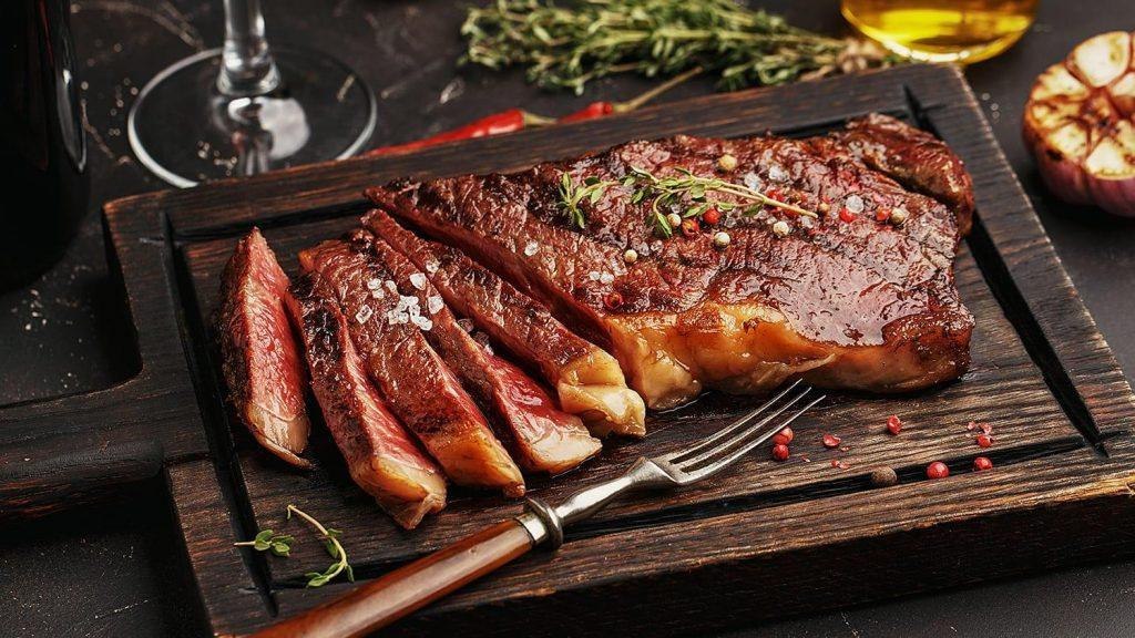 Curso Churrasco Online Netão: aprenda técnicas de alta conversão com o especialista.